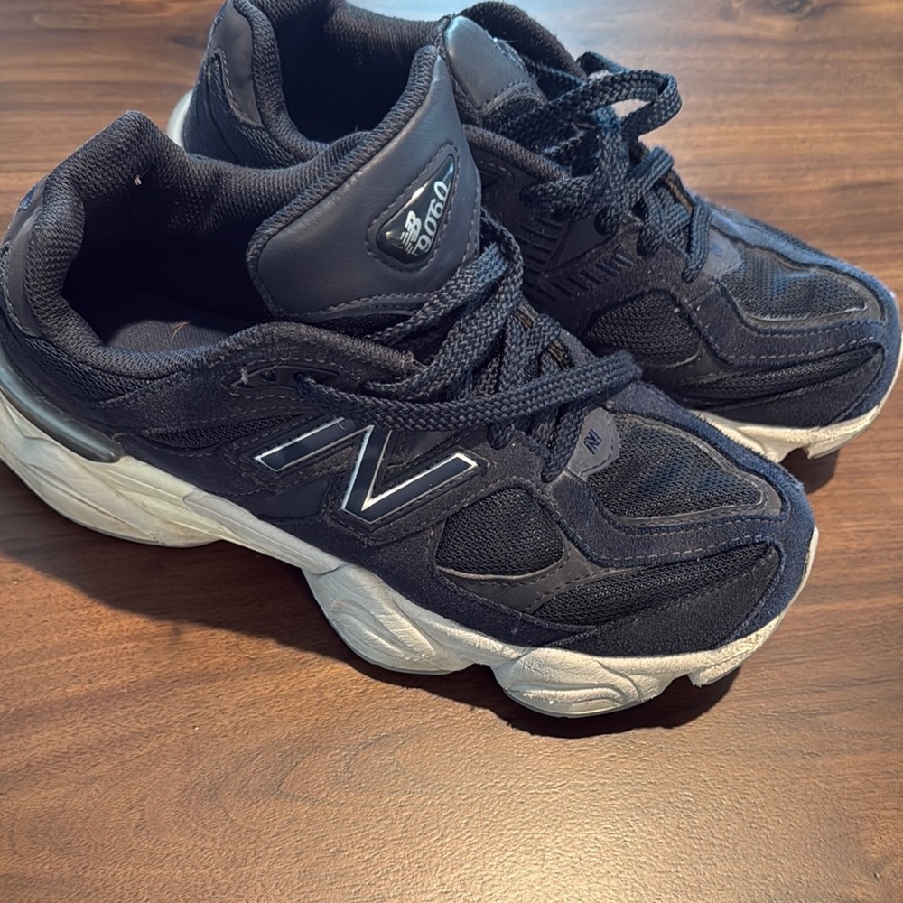 New Balance Navy Sneakers